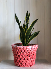 Cargar imagen en el visor de la galería, Patron Macetero Tejido