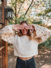 Cargar imagen en el visor de la galería, Patrón Chaleco Abril