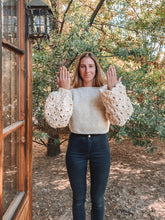 Cargar imagen en el visor de la galería, Patrón Chaleco Abril