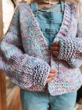 Cargar imagen en el visor de la galería, Patrón Cardigan Chunky Basico