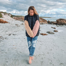 Cargar imagen en el visor de la galería, Patrón Chaleco Espiga