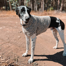 Cargar imagen en el visor de la galería, Patrón Chaleco Manchas